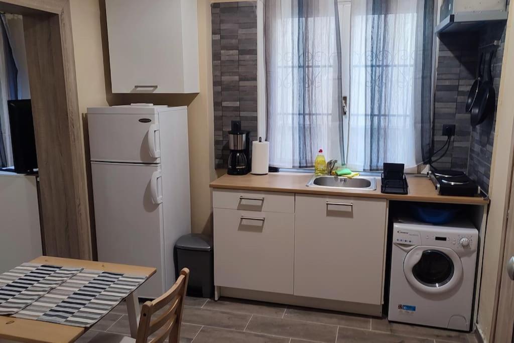 Kostas Appartment Tessalónica Exterior foto